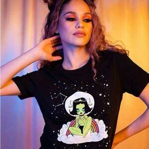 Valfre libra tee. Preloved, size medium. Has some storage fuzz on it